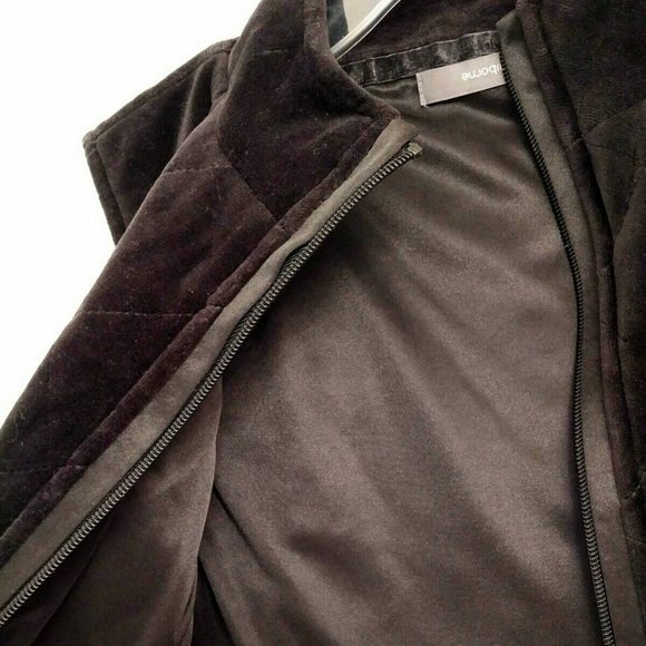 FLASH SALE! NEW Liz Claiborne Black Velvet Vest. Quilted, Zip Front & Pockets, S - Picture 6 of 13